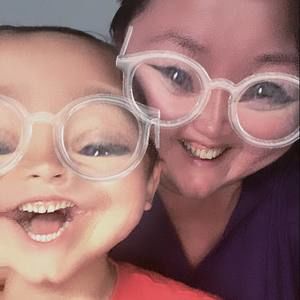 Meet your Posher, Desiree